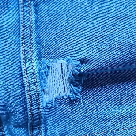 Hollister ultra high waist distressed jeans - Picture 4 of 6